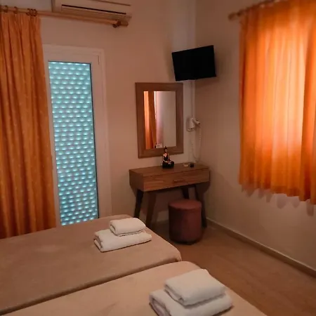 Dionisos Apts By Estia 3*