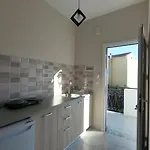 Ξενοδοχείο με διαμερίσματα Dionisos Apts By Estia